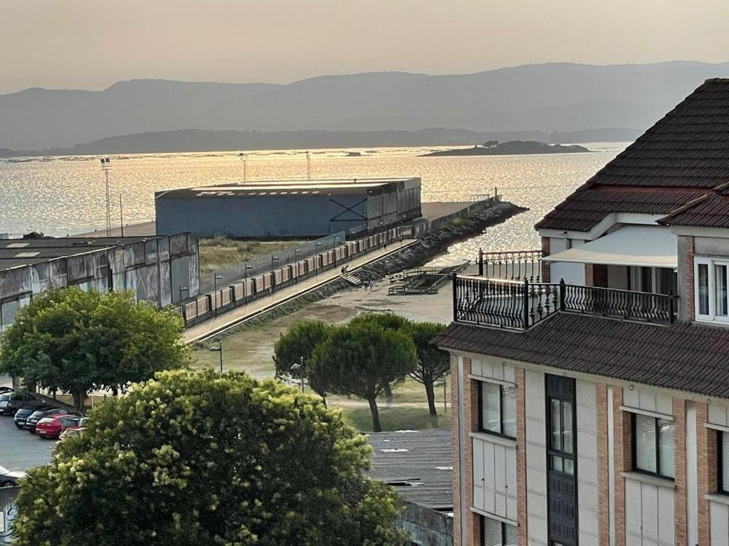 Apartamentos Mar De La Concha Vilagarcia de Arousa Ngoại thất bức ảnh
